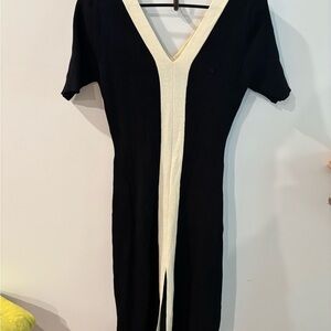Commense Black and Cream V-Neck Dress